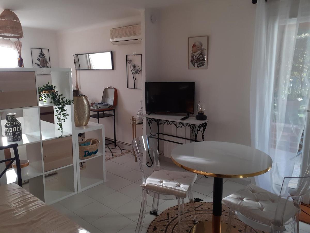 봄레미모사 Le Petit Atelier 빌라 외부 사진